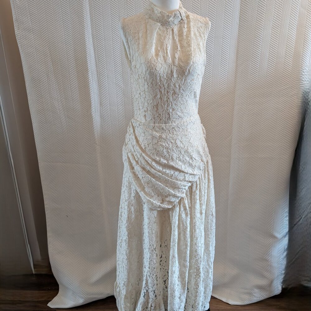 Lace Sleeveless Bridal Dress Formal Dress High Neck Wedding Vintage Size 8 NWT
